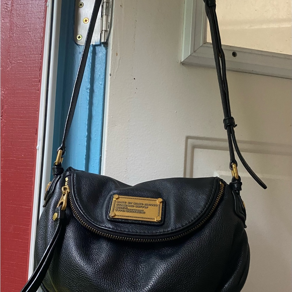 Marc by Marc Jacobs Black Pebbled Leather Shoulder & crossbody Bag